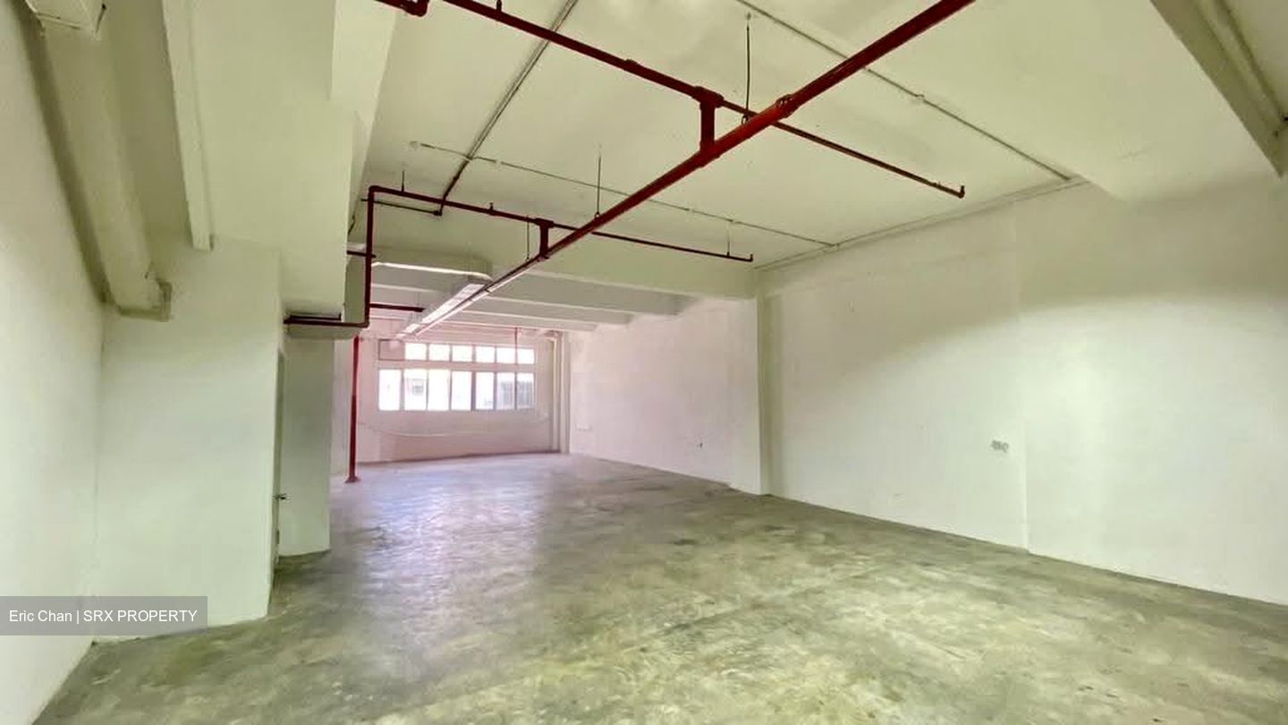 Kb Industrial Building (D14), Factory #626372401